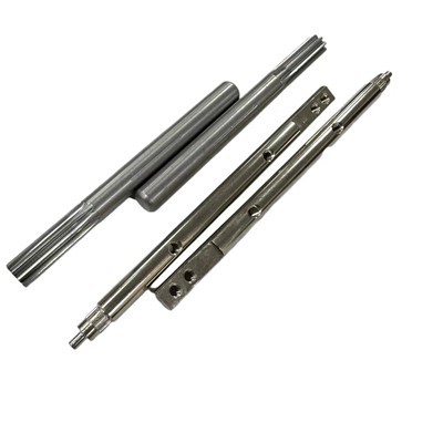 Esztergált alkatrészek