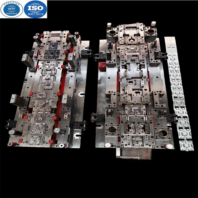Progresszív fémlemez hal meg